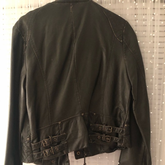 Brown leather jacket - Picture 2 of 2